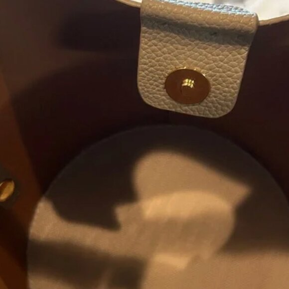 NWOT Tan Vegan Leather Bucket Bag - Picture 9 of 13